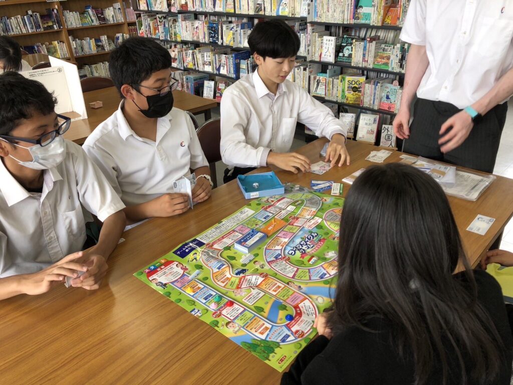 ライフサイクルゲーム大会を開催