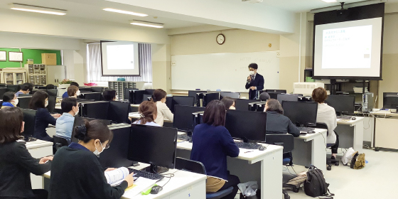 保護者対象進路講演会